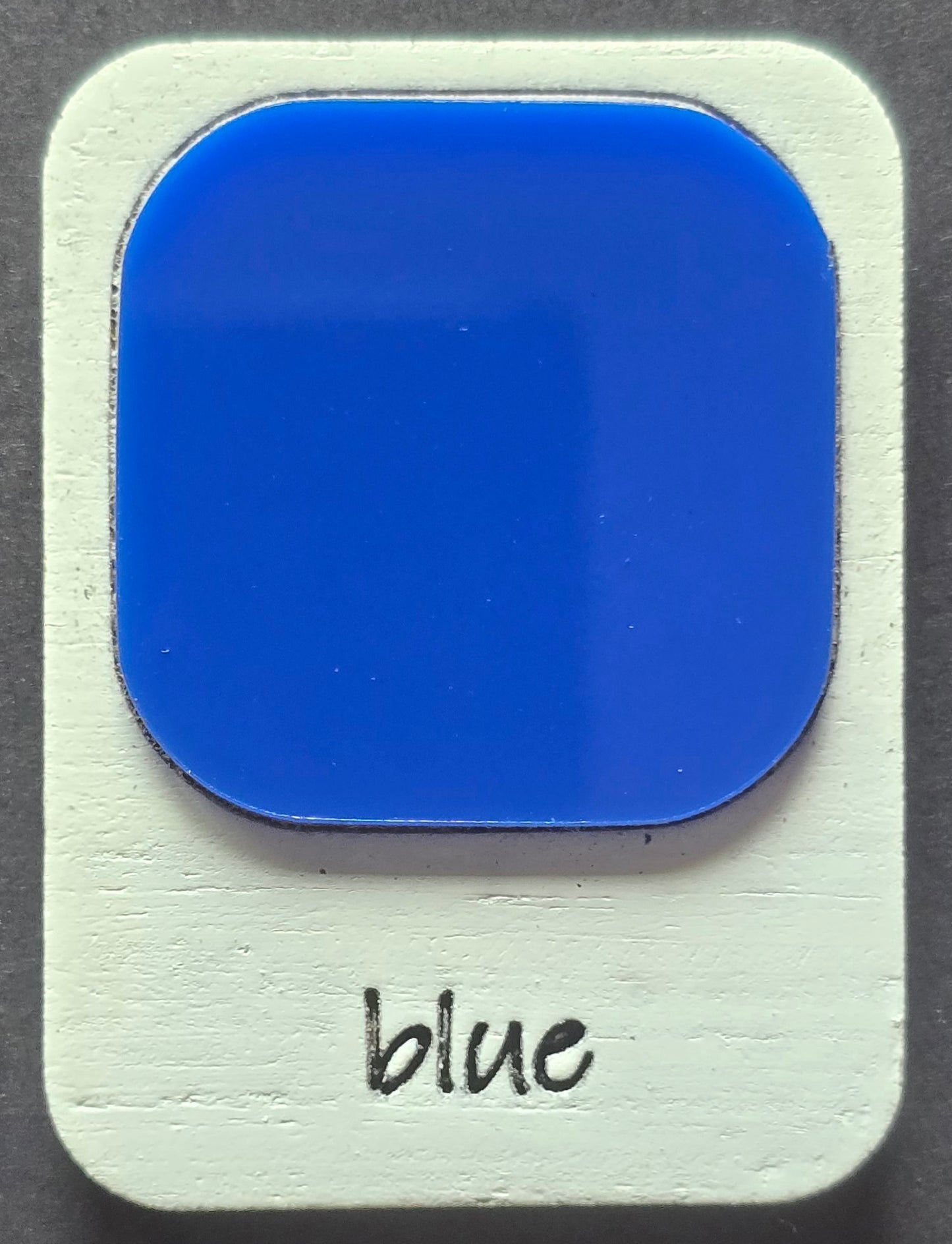 NFC Keychain โ ๐ Social Media & Contact Links These are perfect for influencers, vendors, small businesses, or creators.