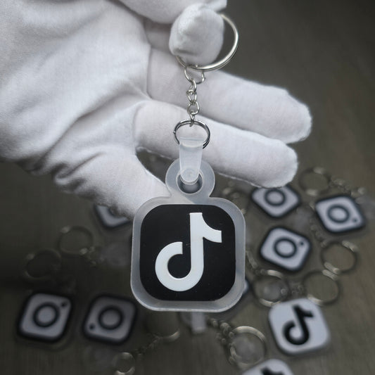 Ready to Ship – NFC Keychains (Pre-Assembled, Tap to Link)